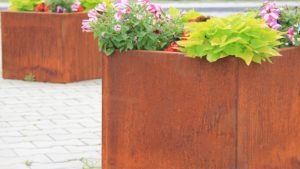 FAQ 1 Pflanzkübel aus Cortenstahl für draussen