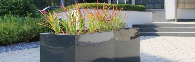Blumenkübel aus fiberglas